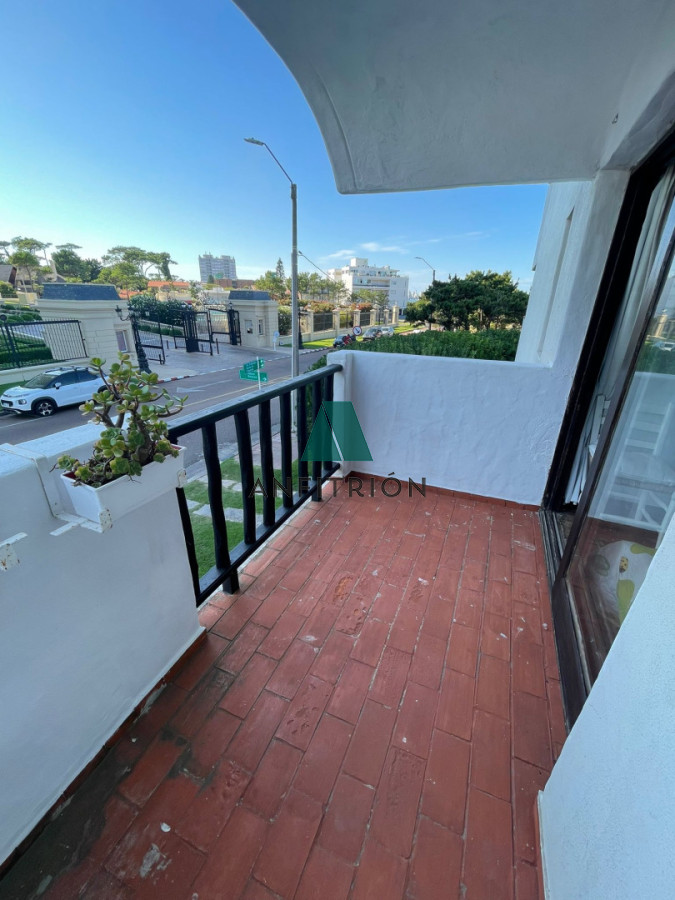 Apartamento ID.8 - Apartamento 3 Dormi y 1 Baños + Dependencia