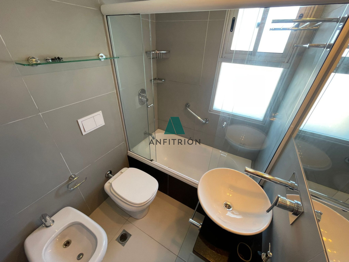 Apartamento ID.100 - Amplio y renovado apartamento en Roosevelt