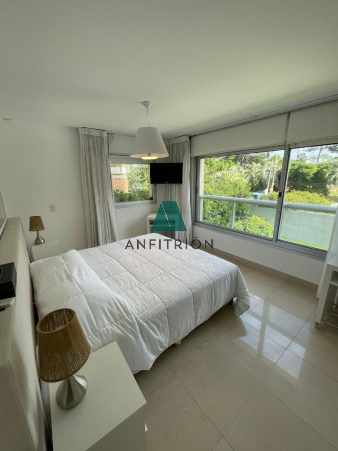Apartamento ID.193 - En Venta - Exclusivo apartamento en primera línea de Playa Brava, 