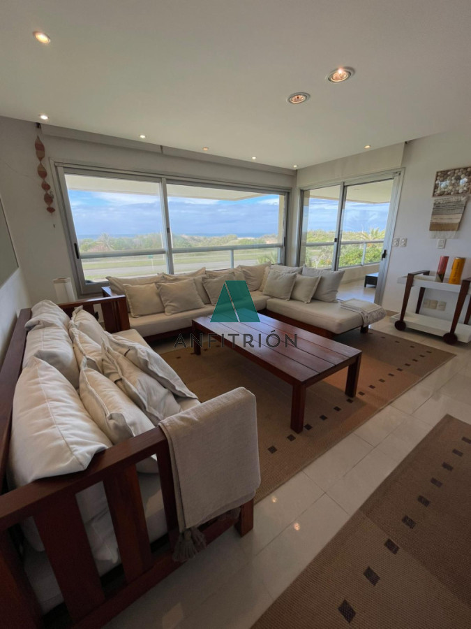 Apartamento ID.193 - En Venta - Exclusivo apartamento en primera línea de Playa Brava, 