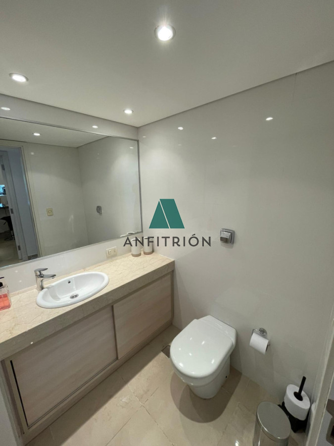 Apartamento ID.193 - En Venta - Exclusivo apartamento en primera línea de Playa Brava, 