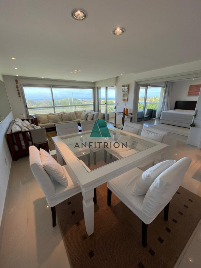 Apartamento ID.193 - En Venta - Exclusivo apartamento en primera línea de Playa Brava, 