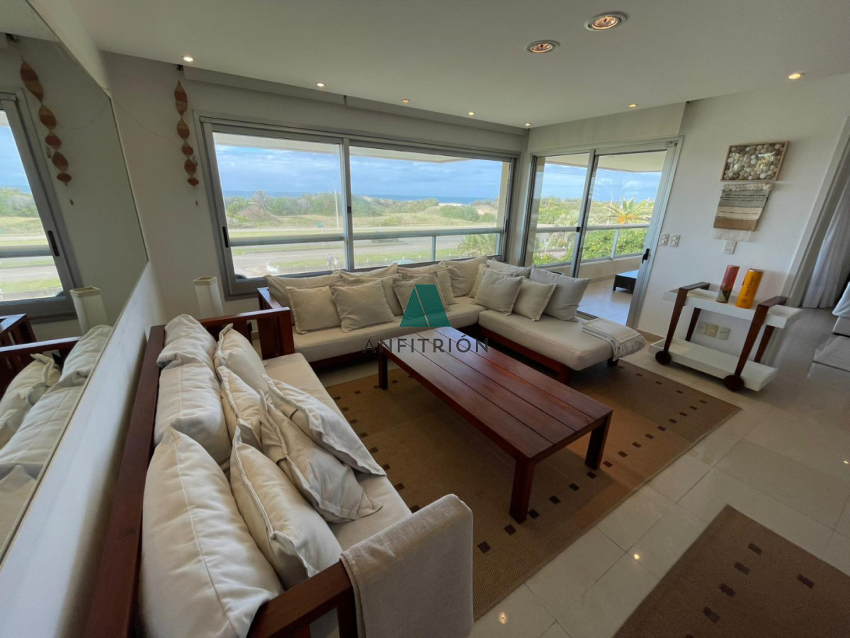 Apartamento ID.193 - En Venta - Exclusivo apartamento en primera línea de Playa Brava, 