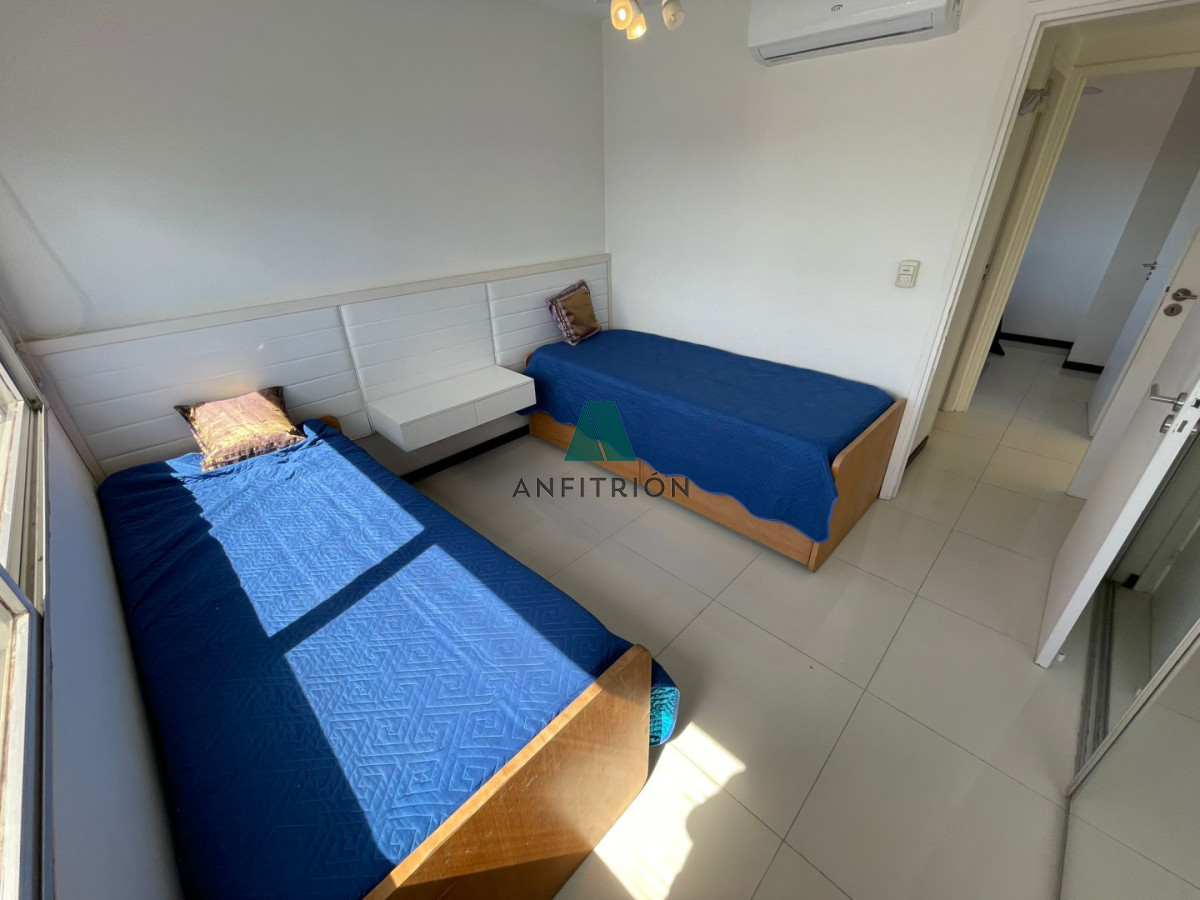 Apartamento ID.100 - Amplio y renovado apartamento en Roosevelt