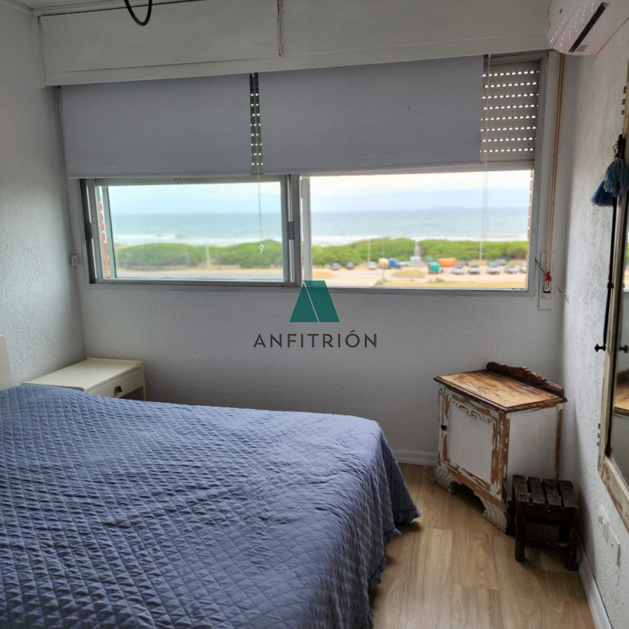 Apartamento ID.54 - Venta - 1 dormitorio, primera línea de la Brava