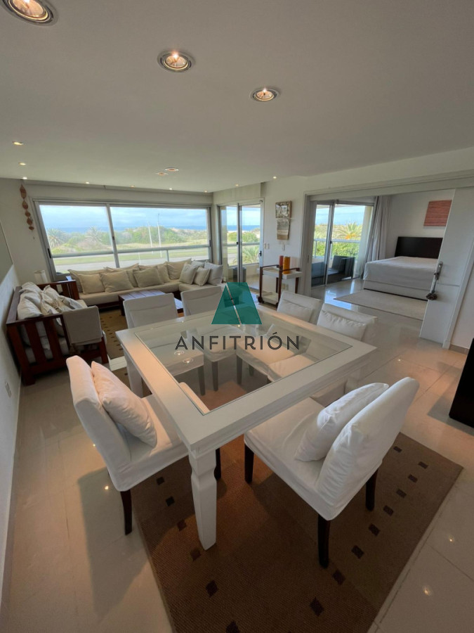 Apartamento ID.193 - En Venta - Exclusivo apartamento en primera línea de Playa Brava, 