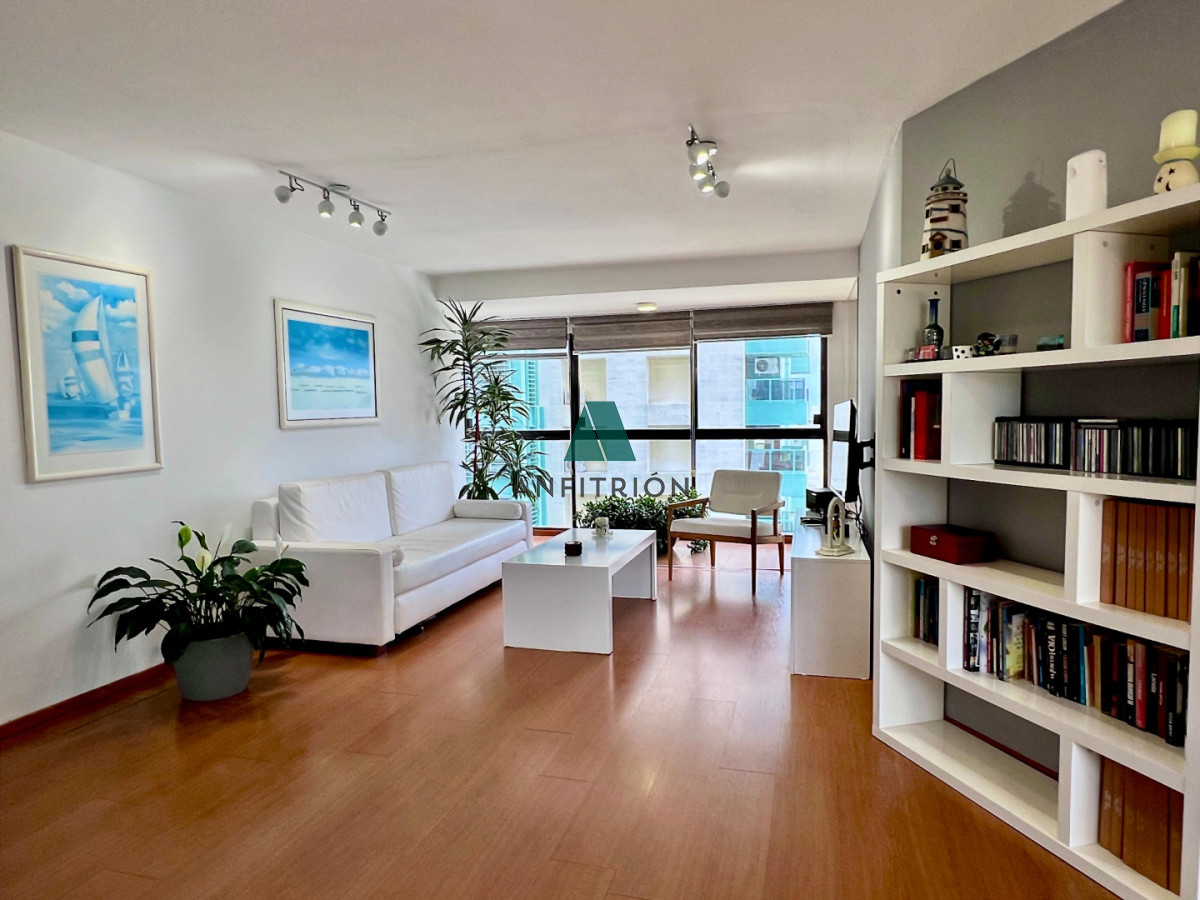 Apartamento ID.43 - Moderno Apartamento en primera linea de la Brava