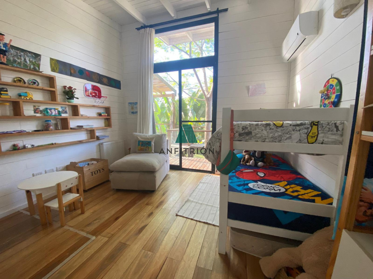 Casa ID.545 - Casa Flotante en La Barra