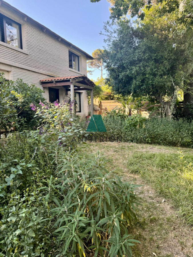 Casa ID.63 -  Tu Refugio en Rincón del Indio: A Solo 150 Metros del Mar