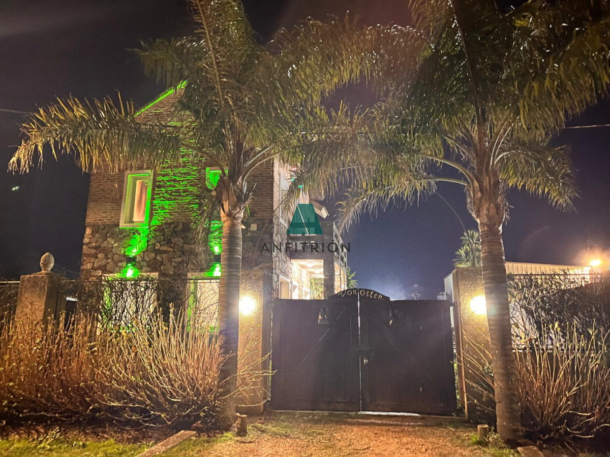 Casa ID.55 - Alquiler anual a 50mts del Mar en Balneario Bs As