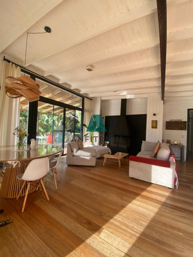 Casa ID.545 - Casa Flotante en La Barra