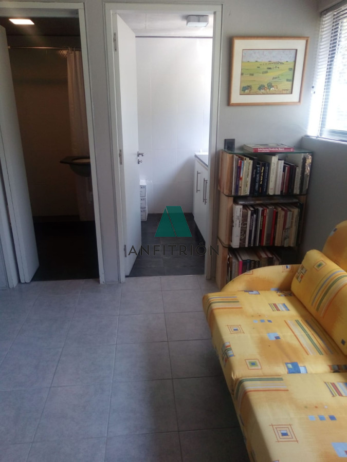 Casa ID.80 - Venta - Casa de diseño vanguardista, sólida y moderna