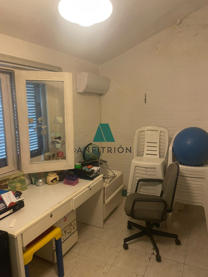Apartamento ID.438 - Venta Casa 5 Dormitorios En Playa Mansa