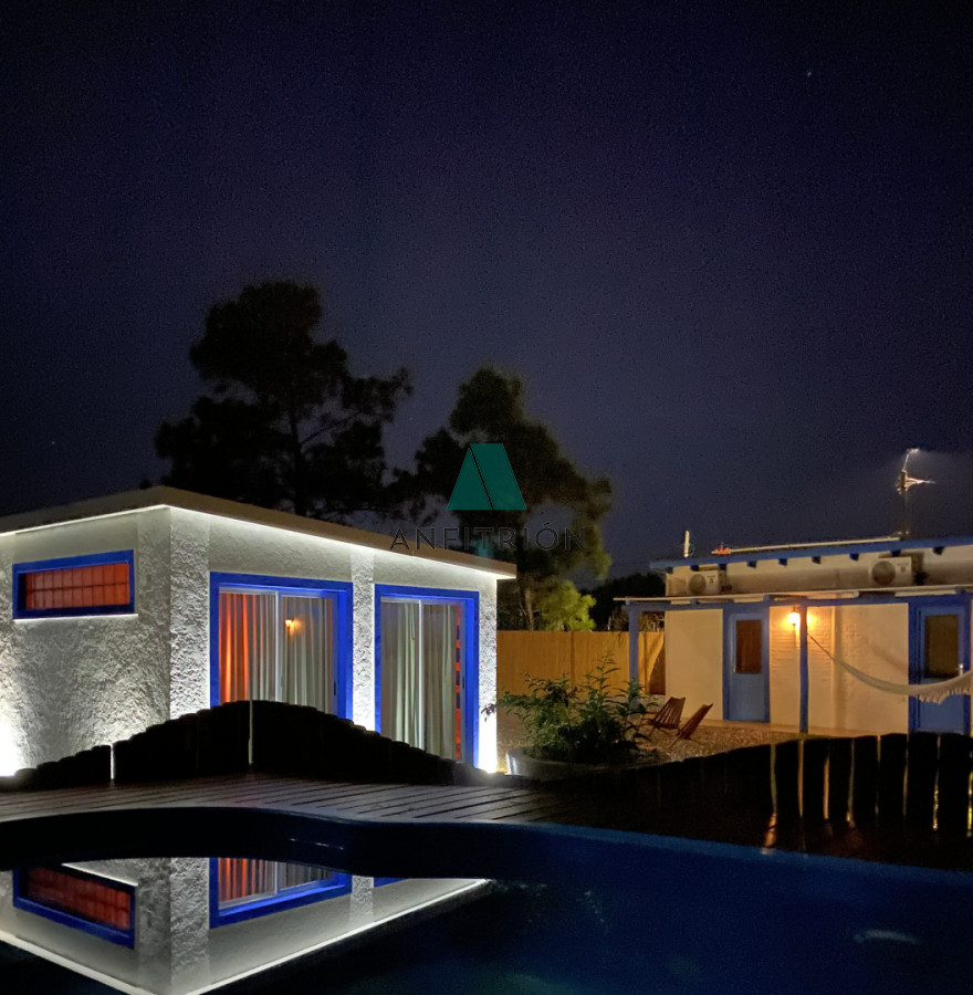 Apartamento ID.383 - 🏡✨ Espectacular casa en venta en La Barra, a tan solo 600 mts de la icónica La Posta del Cangrejo 🌊☀️