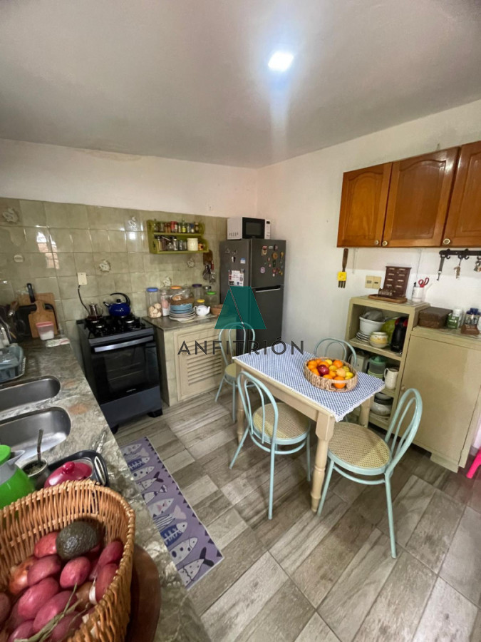 Casa ID.605 - Venta - Casa de 3 Dormitorios En Barrio Mónaco
