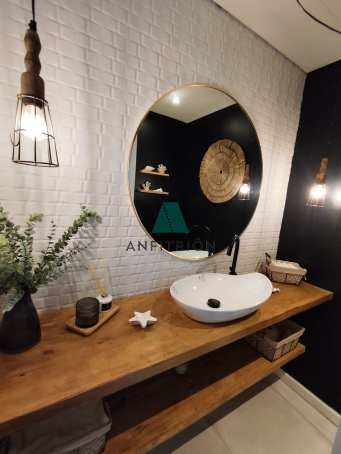Apartamento ID.150 - En Venta Casa de 4 Dormitorios en Barrio Privado, Punta Del Este