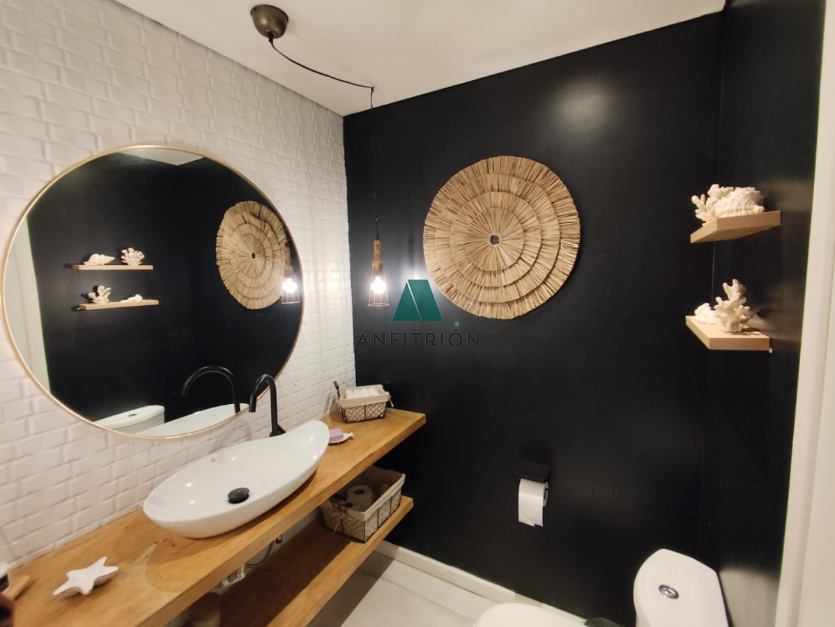 Apartamento ID.150 - En Venta Casa de 4 Dormitorios en Barrio Privado, Punta Del Este