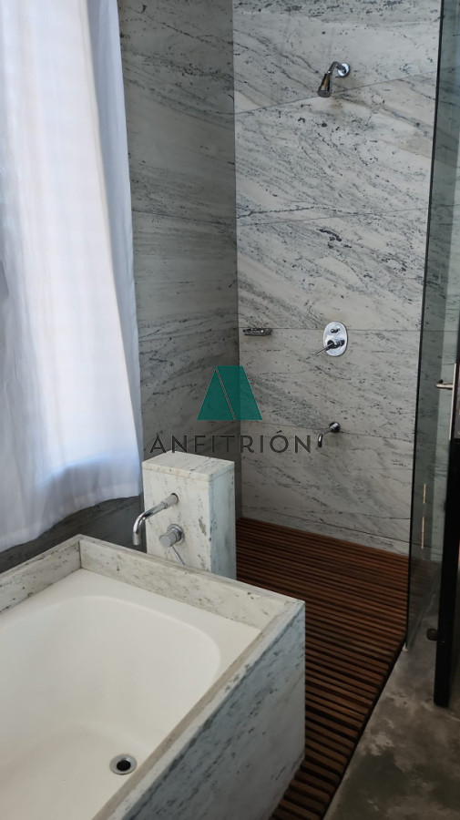 Casa ID.2 - Casa de Diseño en La Barra