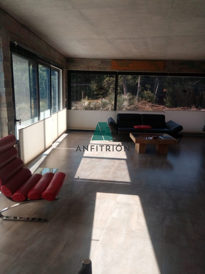 Casa ID.80 - Venta - Casa de diseño vanguardista, sólida y moderna