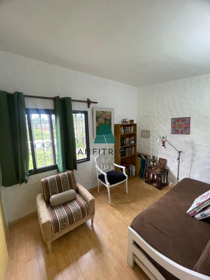 Casa ID.605 - Venta - Casa de 3 Dormitorios En Barrio Mónaco