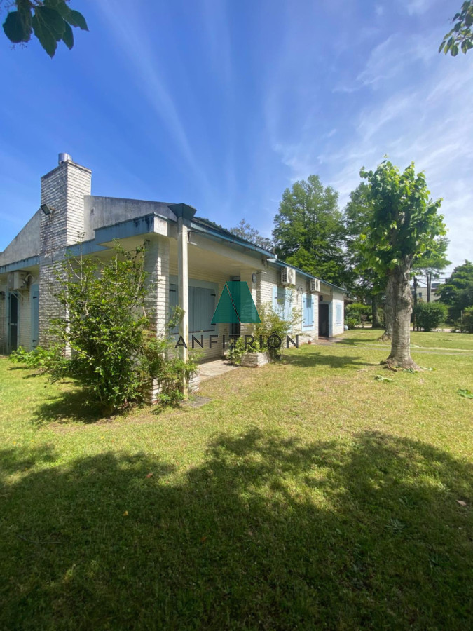 Casa ID.116 - Venta - Casa en oportunidad en Marly