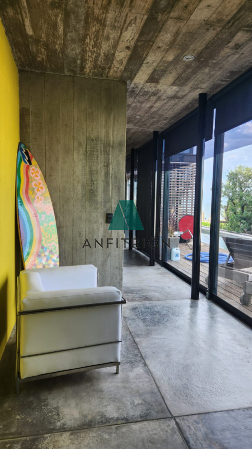 Casa ID.2 - Casa de Diseño en La Barra