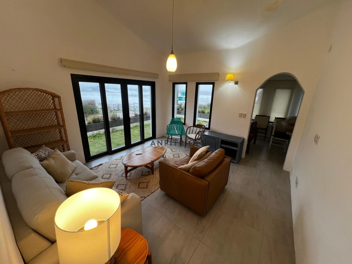 Casa ID.110 - Alquiler - Casa frente a la Posta del Cangrejo