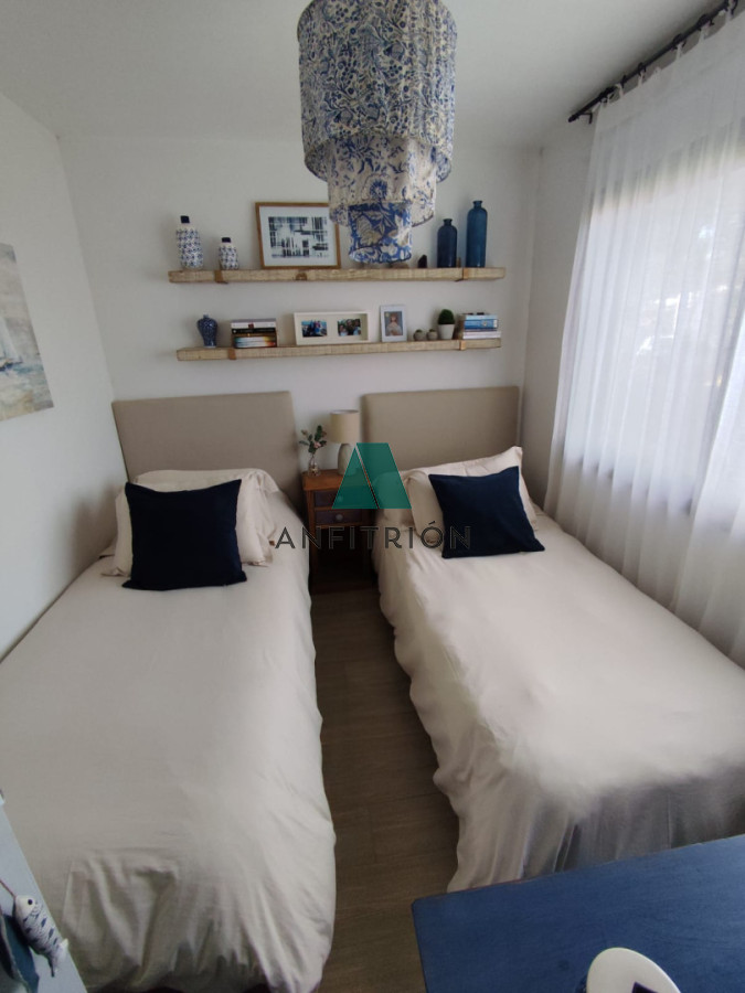 Apartamento ID.150 - En Venta Casa de 4 Dormitorios en Barrio Privado, Punta Del Este