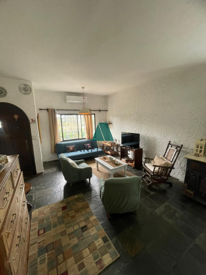 Casa ID.605 - Venta - Casa de 3 Dormitorios En Barrio Mónaco
