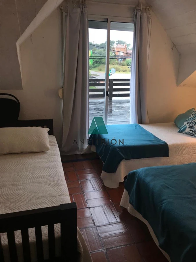 Casa ID.44 - Casa con vista al Mar en el Corazón de la Barra