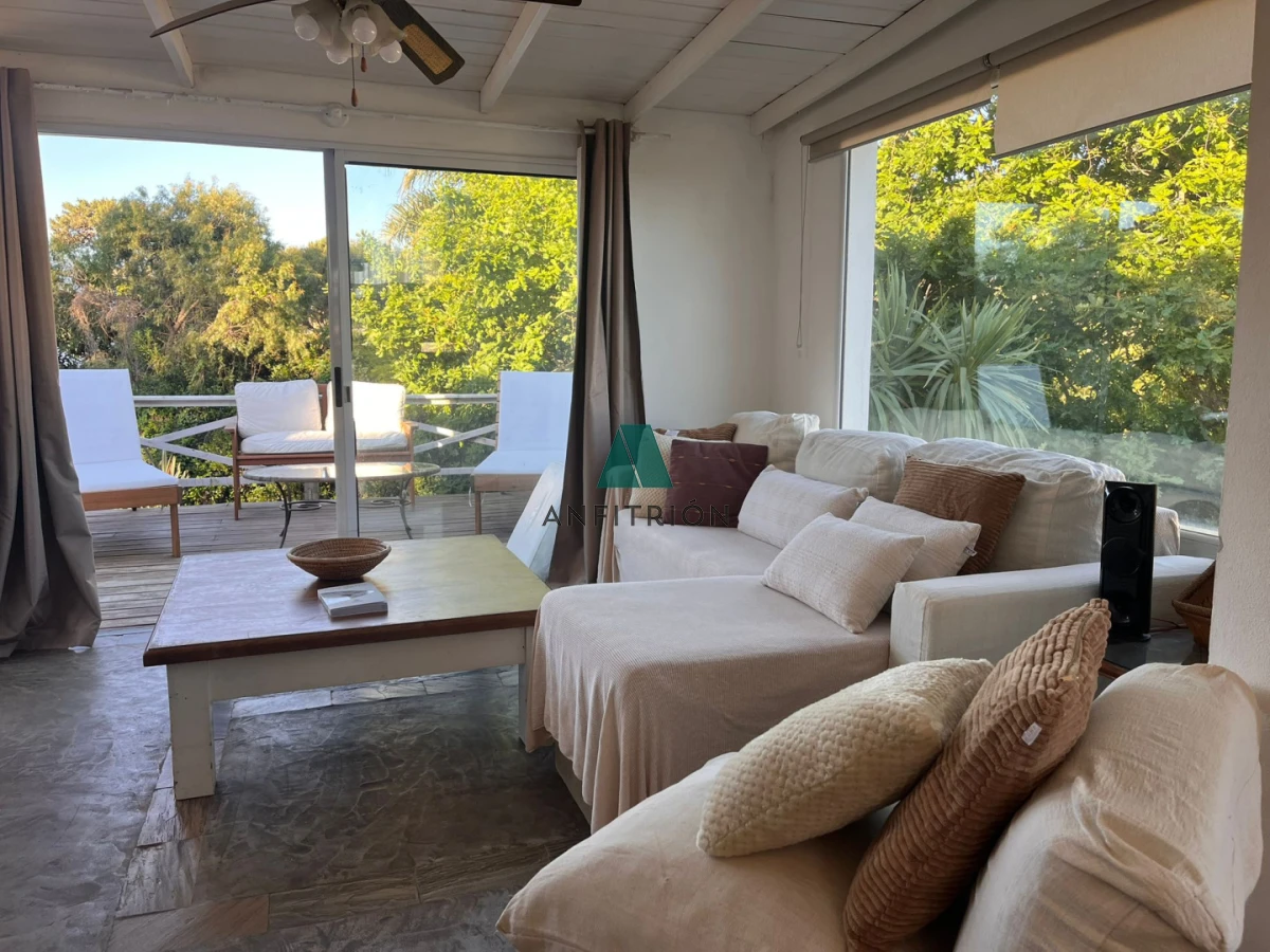 Casa ID.103 - Alquiler anual - Vive el Encanto del Mar en Piedras del Chileno