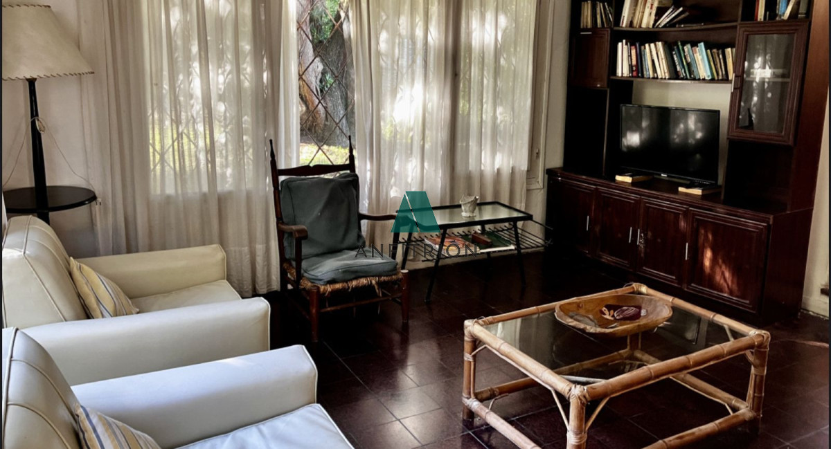 Casa ID.382 -  Tu Refugio en el Corazón del Golf de Punta del Este