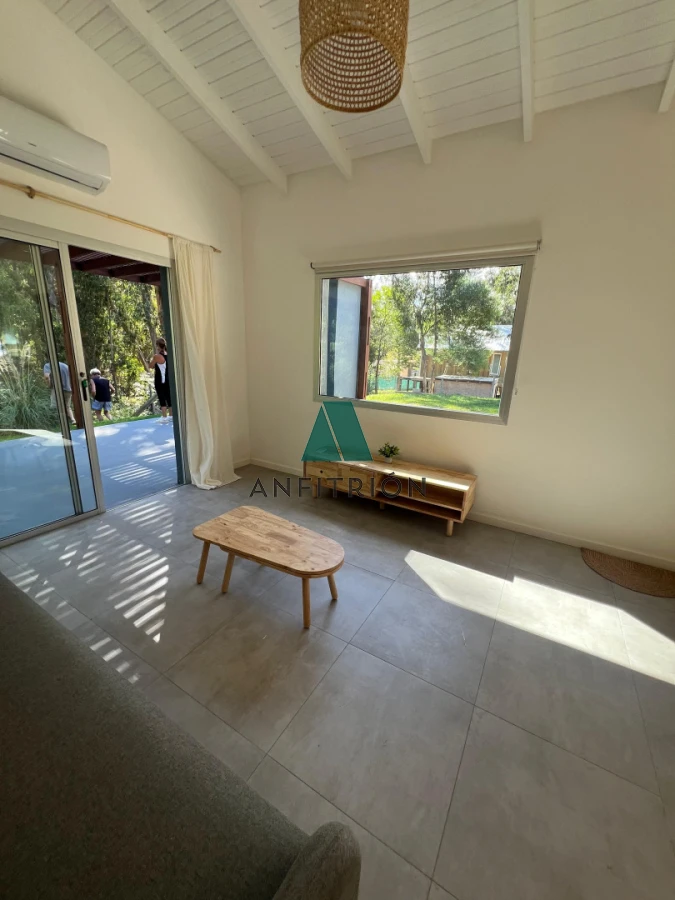 Casa ID.552 - Casa 3 Dormitorios en Miramar Acres