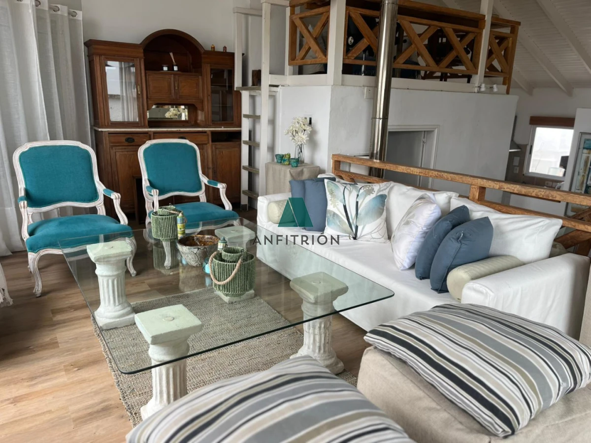 Casa ID.103 - Alquiler anual - Vive el Encanto del Mar en Piedras del Chileno