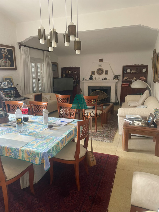 Apartamento ID.438 - Venta Casa 5 Dormitorios En Playa Mansa