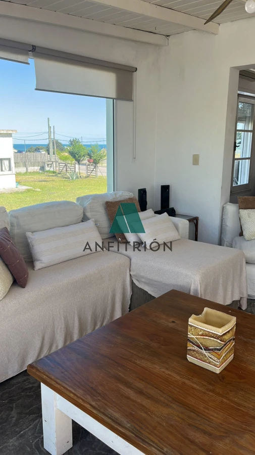 Casa ID.103 - Alquiler anual - Vive el Encanto del Mar en Piedras del Chileno
