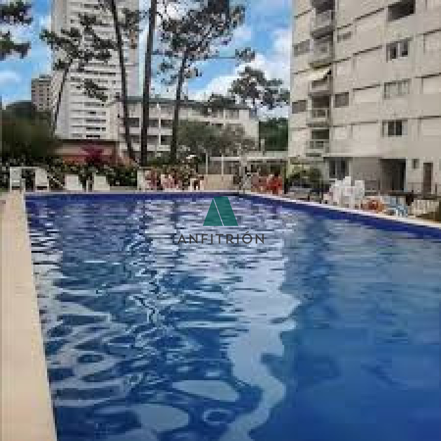 Apartamento ID.100 - Venta Apartamento 3 Dormitorios Con Cochera En Roosevelt