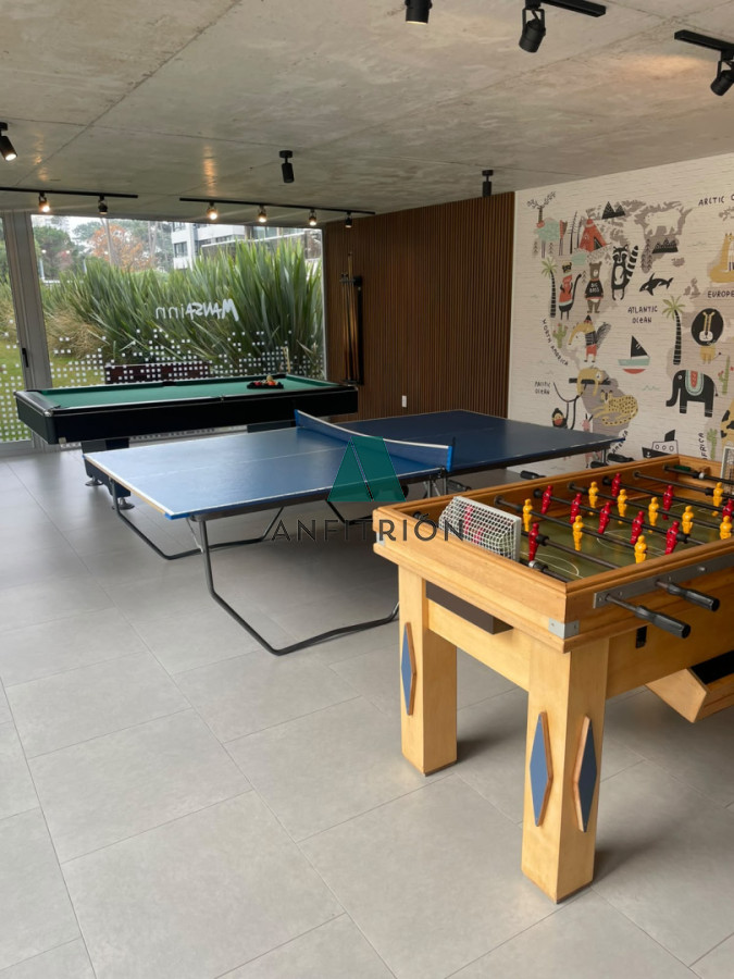 Apartamento ID.445 - Venta Apartamento 2 Dormitorios En Playa Mansa Con Cochera