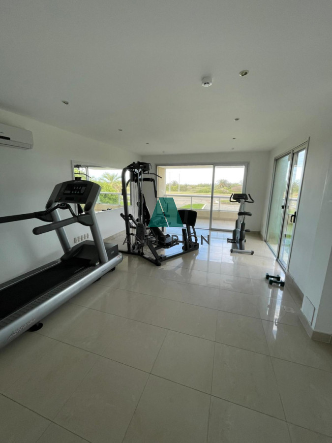 Apartamento ID.193 - Venta Apartamento 3 dormitorios Frente a Playa Brava