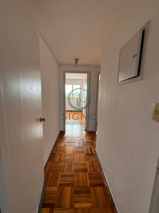 Apartamento ID.2411 - Venta Apartamento 2 Dormitorios en Zona Tres Cruces