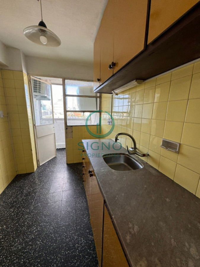 Apartamento ID.2411 - Venta Apartamento 2 Dormitorios en Zona Tres Cruces