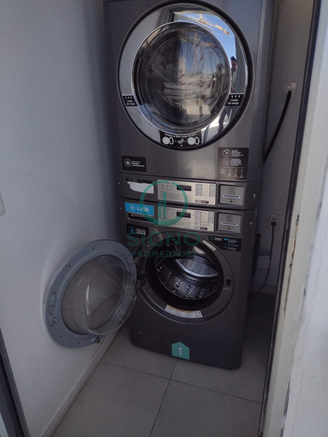 Apartamento ID.1721 - Alquilo Cordón Sur 2 Dormitorios excelente estado !!