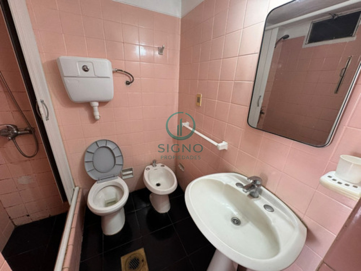 Apartamento ID.2411 - Venta Apartamento 2 Dormitorios en Zona Tres Cruces