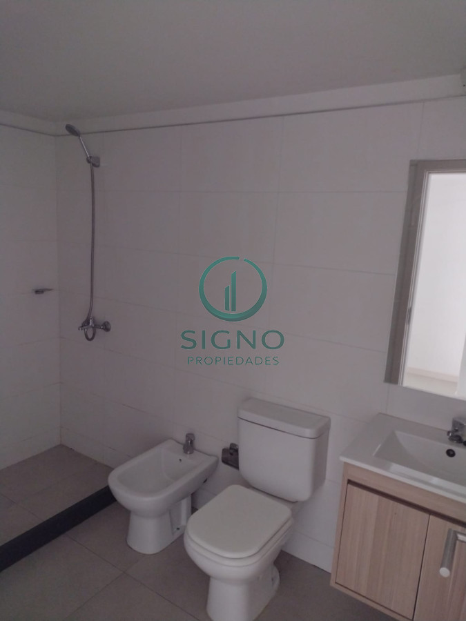 Apartamento ID.1721 - Alquilo Cordón Sur 2 Dormitorios excelente estado !!