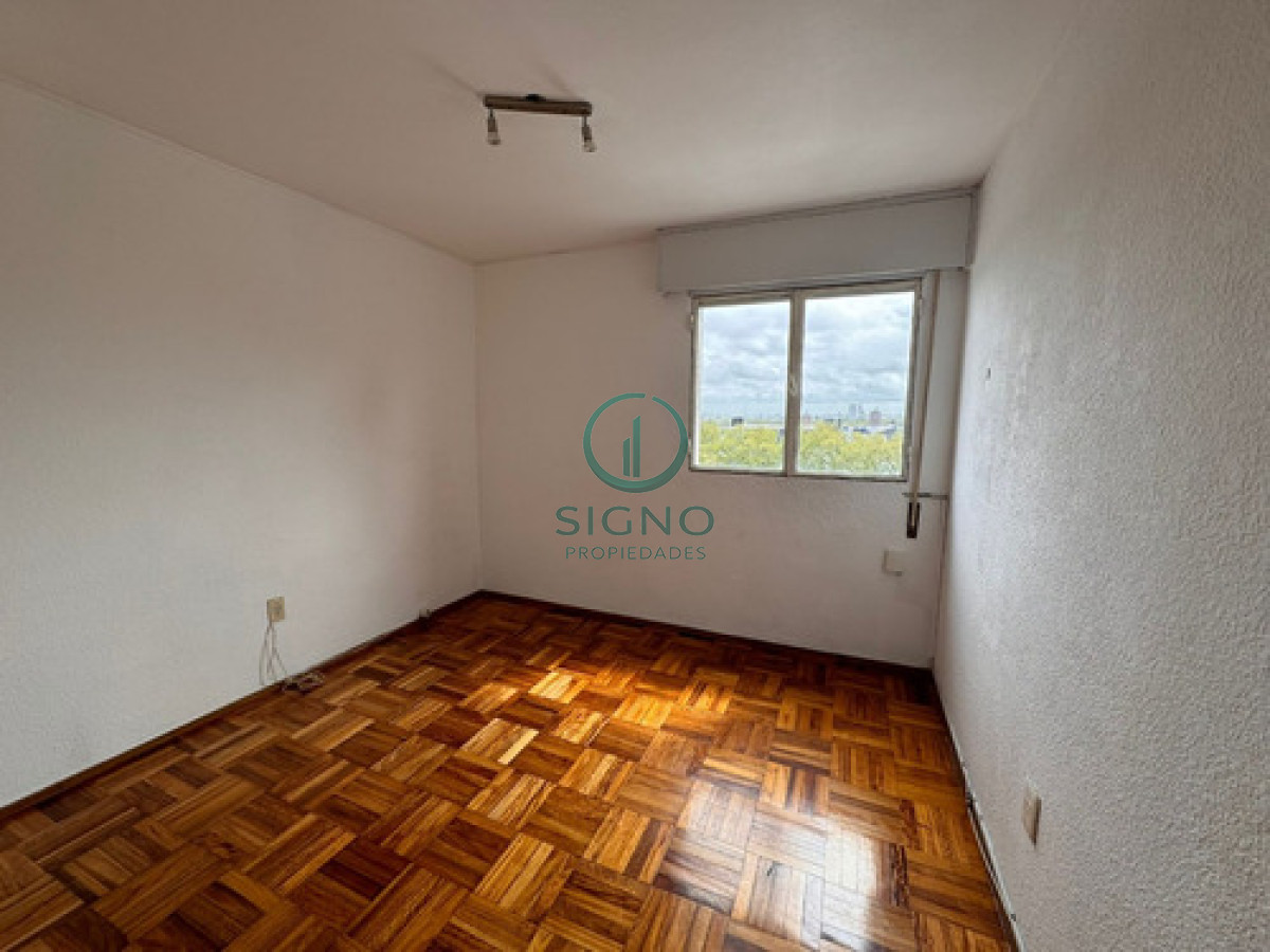 Apartamento ID.2411 - Venta Apartamento 2 Dormitorios en Zona Tres Cruces