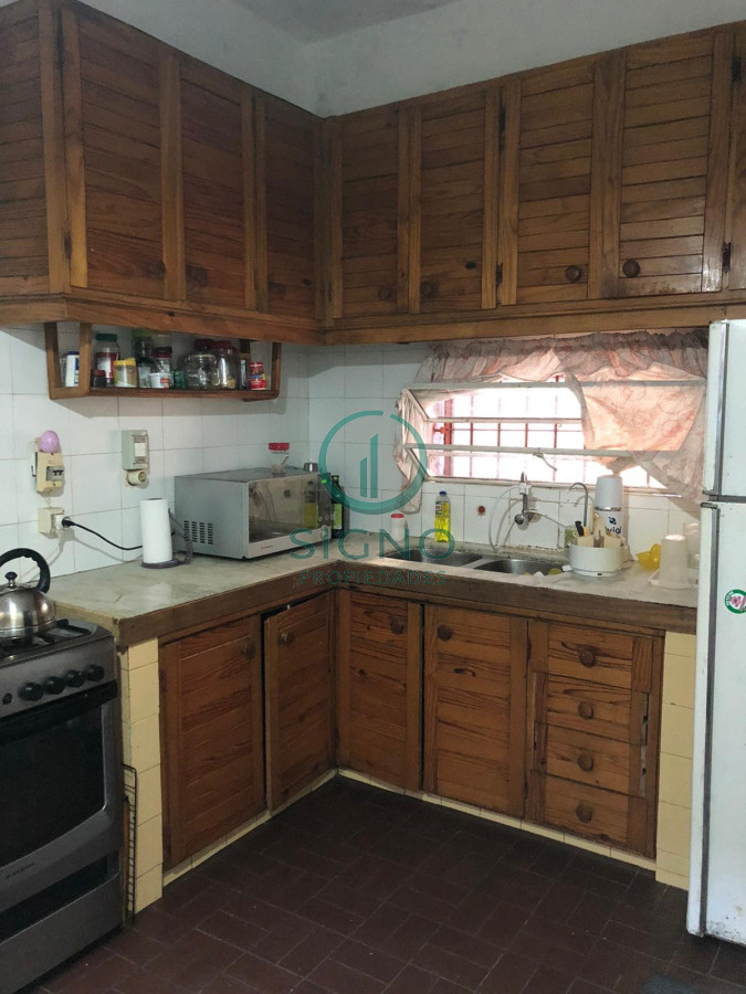 Casa ID.1165 - Venta Casa 6 Dormitorios  en Pocitos