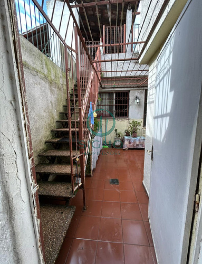 Casa ID.2477 - Vendo casa PH de 3 Dormitorios, 2 Baños, 2 Patios, Parrillero AGUADA