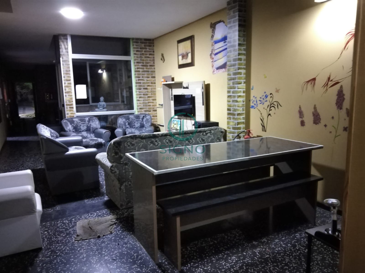 Casa ID.2163 - Venta casa Parque Batlle 4 dormitorios 349m de terreno