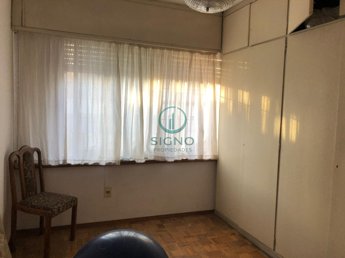 Casa ID.1165 - Venta Casa 6 Dormitorios  en Pocitos