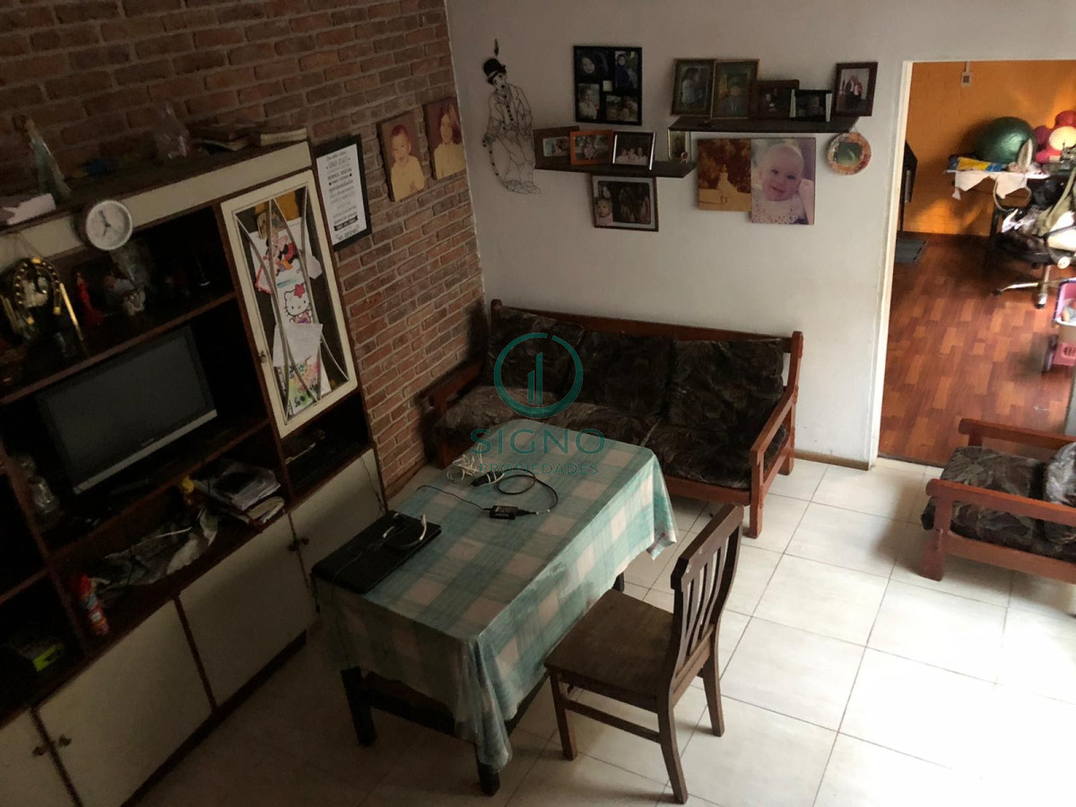 Casa ID.1165 - Vendo Casa 6 Dormitorios  en Pocitos